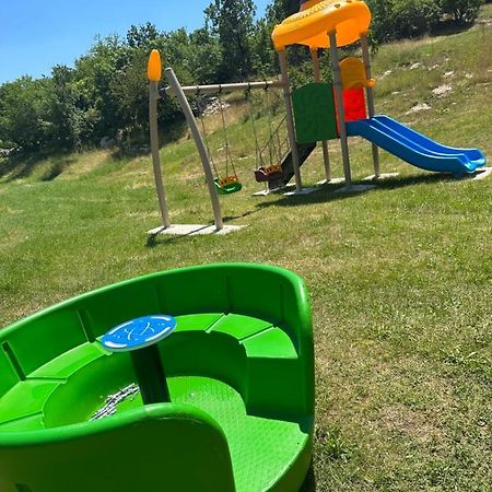 Etno Selo Montegoat Hotell Nikšić Exteriör bild