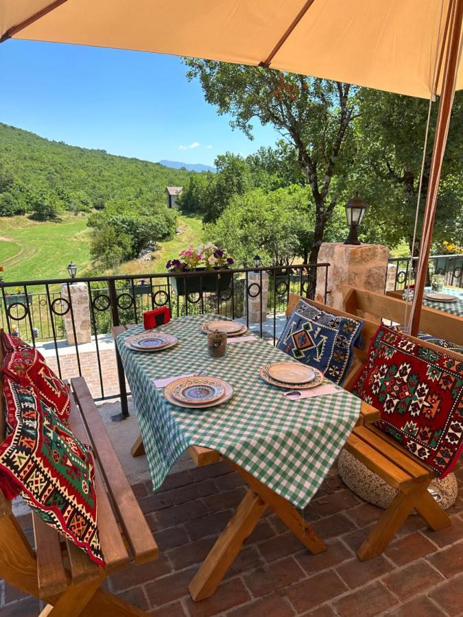 Etno Selo Montegoat Hotell Nikšić Exteriör bild