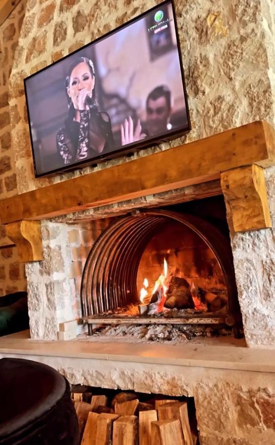 Etno Selo Montegoat Hotell Nikšić Exteriör bild