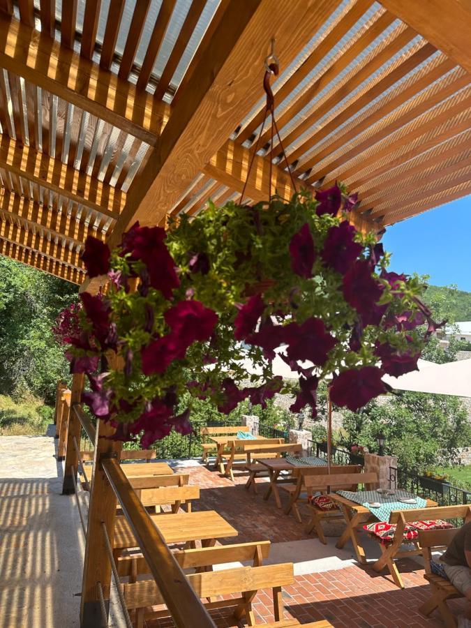 Etno Selo Montegoat Hotell Nikšić Exteriör bild